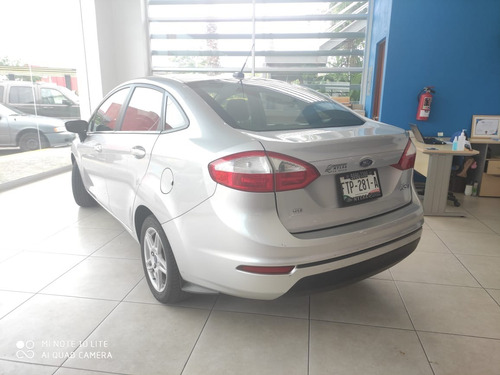 Imagen 3 de 14 de Ford Fiesta Se 2017