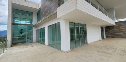 Venta Imponente Penthouse Terrazas Del Country Valencia