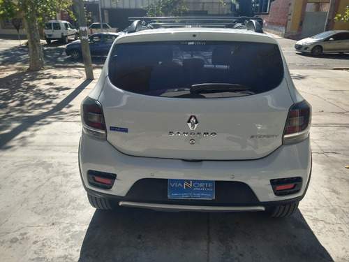 Imagen 7 de 10 de Renault Sandero Stepway Privilege 2016