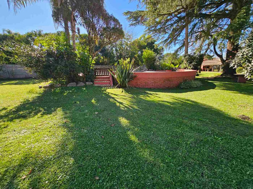 Venta Quinta 4 Ambientes Pileta Quincho Arboleda