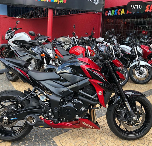 Suzuki Gsr 750