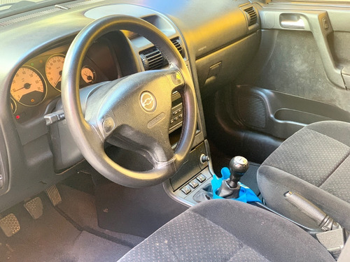Astra Hatch 4 Portas Advantage Metro Vila Prudente