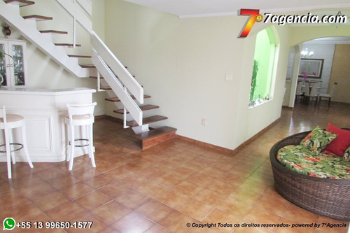 Imagem 21 de 30 de Casa Em Itanhaem Sobrado Completo 6dorms Piscina Churrasqueira Forno A Lenha Sala 4 Ambientes Ch203