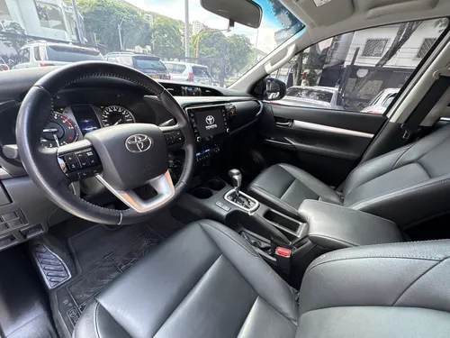 Toyota Hilux 4.0l Tp 4000cc 4x4 7ab Tc R17