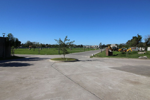 Lote Central- El Olivar Barrio Cerrado En Pilar