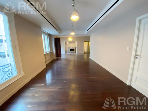 Imagen 3 de 16 de Piso En Alquiler Reciclado De Categoría - Recoleta