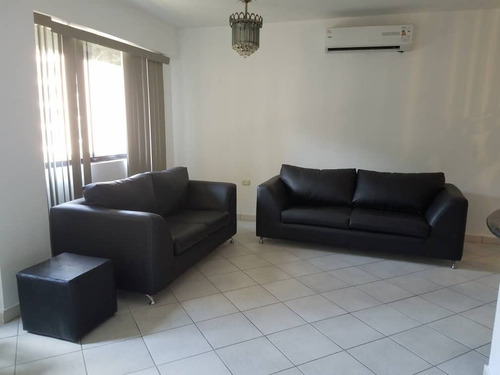 Imagen 5 de 13 de Apartamento En Alquiler En Altos Del Mirador Av. Cuatricentenaria