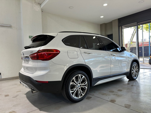 Imagen 4 de 8 de Bmw X1 Sportline 20 I Sdrive 30.000km