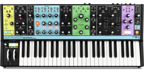 Sintetizador Moog Matriarch