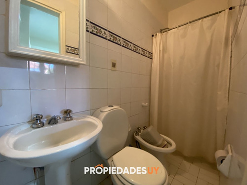Punta Del Este, Importante Residencia Con Piscina Y Cancha De Paddle
