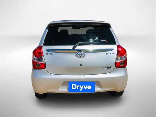 Imagem 5 de 8 de Toyota Etios Xls 1.5 16v Flex