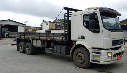 Volvo Vm 260 6x2 - Carga Seca - Ano 2011 - Rogério Caminhões