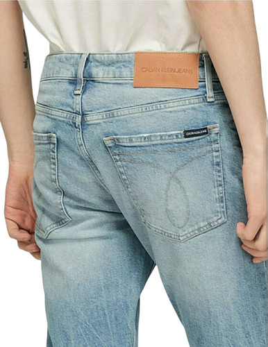 Pantalón De Mezclilla Calvin Klein Jeans Mod Slim Sits Below