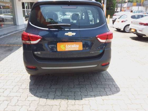 Imagem 2 de 15 de Chevrolet Spin 1.8 Activ7 8v Flex 4p Automático