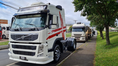 Imagem 9 de 13 de Volvo Fm 370 Teto Alto 2012 4x2 Automático