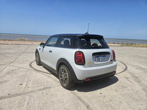 Mini Cooper Se 0.0 Iconic 3P At