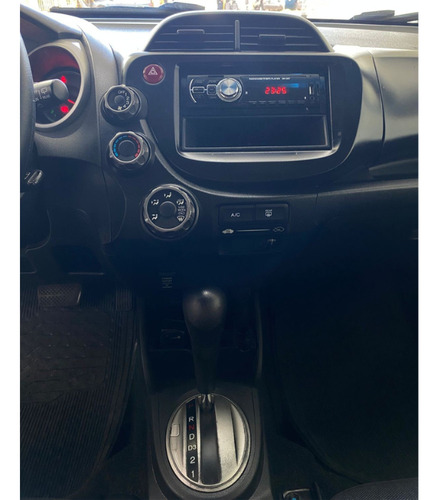 Honda Fit 1.4 LX 16V FLEX 4P AUTOMÁTICO