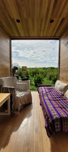 Quinta De 7,6 Hectáreas Con Acceso Terrestre Y Fluvial, Con Cabaña Y Deck.
