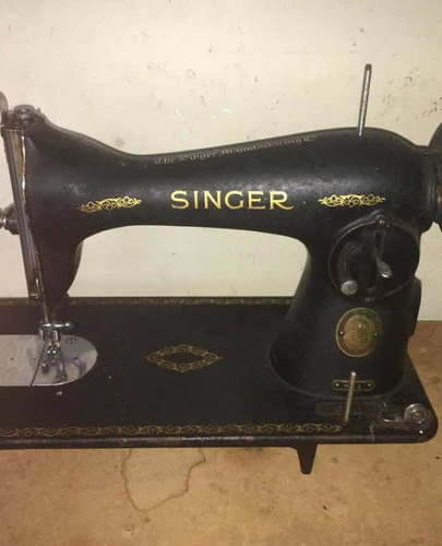 Máquina De Coser Vintage Singer