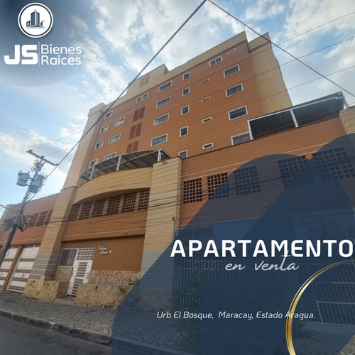 Venta De Apartamento Res Falcon Crest Urb El Boque 14js