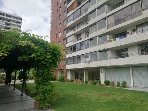Excelente Departamento Ubuicado En Cfrescente Errazuriz 401