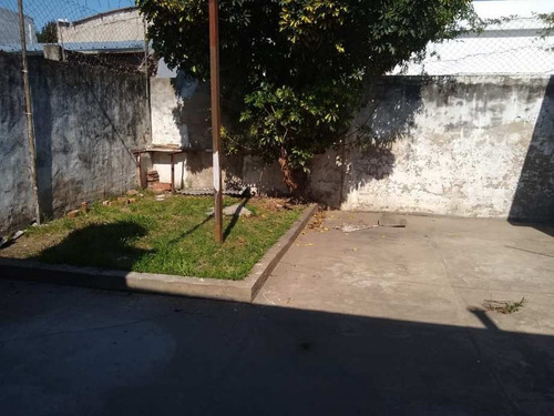 Imagen 12 de 14 de Casa En Venta En Moron Sur