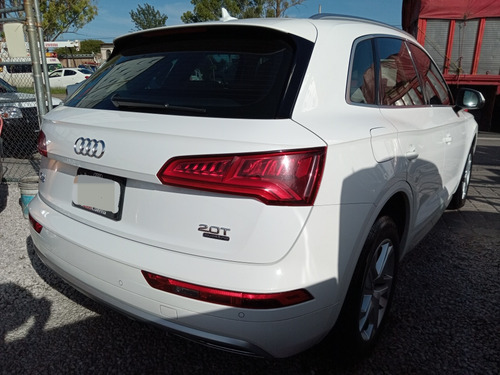 Audi Q5 2.0 L T Select Dsg