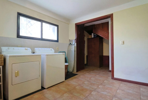Orden De Vender! Hermoso Padrón Único Sobre Av. J. Suarez, Actualizada, Gran Terreno.