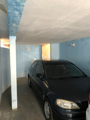 Oportunidade! 2 Casas Com 2 Dormitórios Cada Em Terreno Amplo De 355m² Ideal Para Moradia Ou Renda!