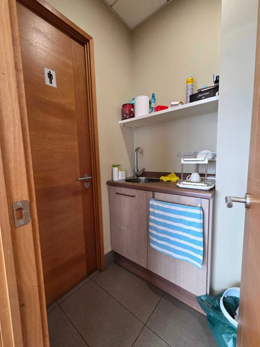 Oficina De 110 M2 En Arriendo (170731)