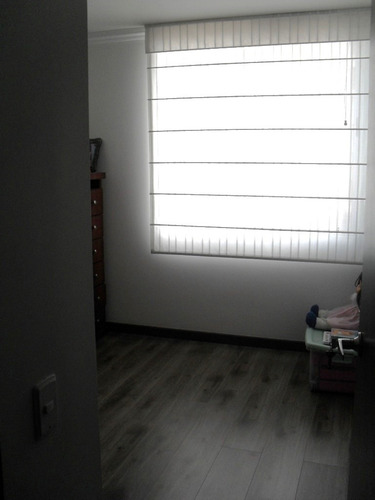 Apartamento Moderno, Amplio Y Acogedor- Gran Granada.