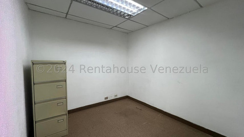 Oficina En Venta Los Chaguaramos 24-23724
