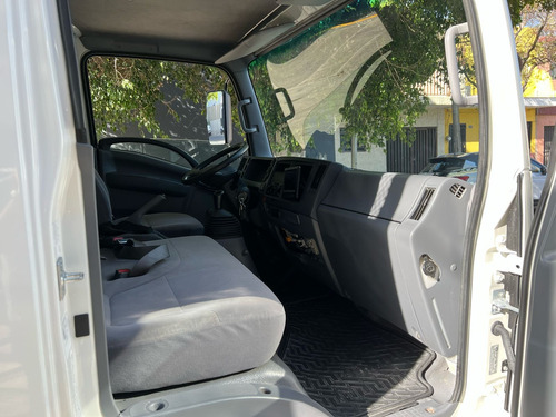 Isuzu Elf 400 K 2023