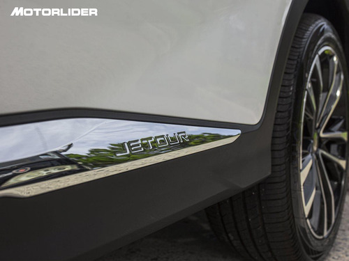 Imagen 16 de 25 de Jetour X70 Plus 1.5t At Extra Full | Permuta / Financia