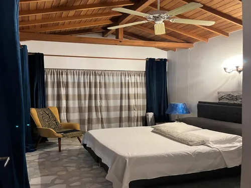 Apartamento En Venta En Conquistadores. Cod V12715