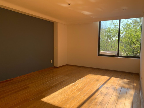 Imagen 9 de 27 de Cómodo Departamento A La Venta En Pórticos