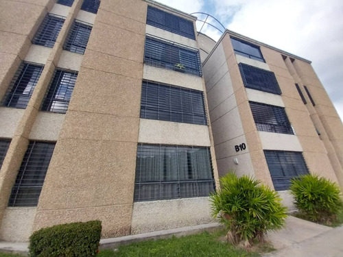 Venta Apartamento Urb Palma Real La Victoria Código 218134