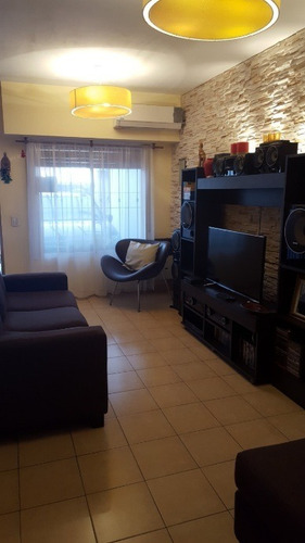 Imagen 5 de 14 de Duplex En Venta Cond En Lanus Oeste