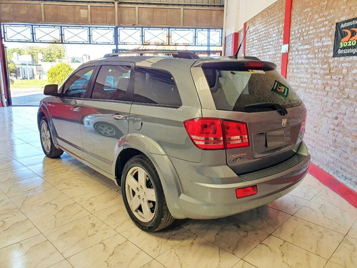 Dodge Journey 2.7 Rt 7 Asientos Dvd Techo Cuero 2011