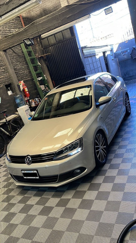 Volkswagen Vento 2.0 Sportline Tsi 200cv Dsg