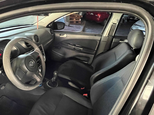 Imagen 14 de 22 de Volkswagen Gol Trend 2014 1.6 Pack I 101cv