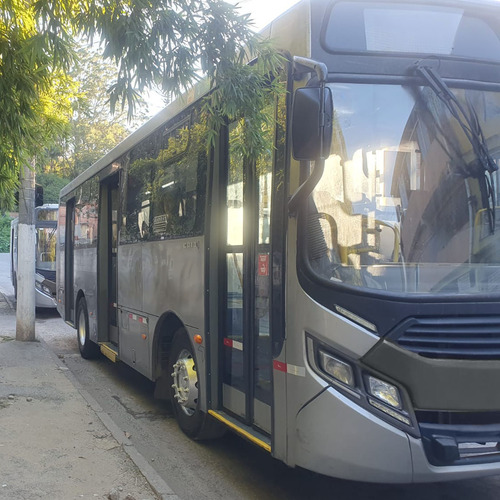 Midi Urbano Caio Apache Vip Mercedes-benz Of 1519 2019