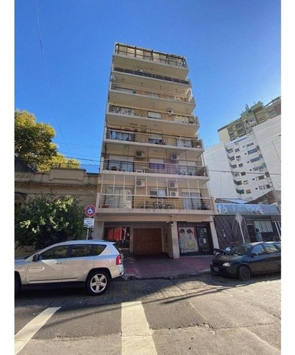 Imagen 16 de 20 de Hermoso 4 Ambientes Con Dependencia Y Balcón Corrido
