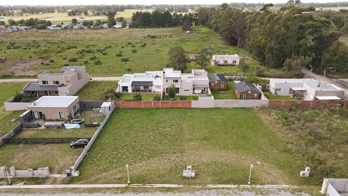 Venta De Lote Zona La Rural Tandil.