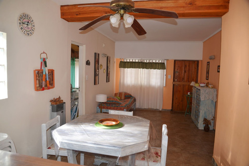 Imagen 13 de 30 de Venta Casa 4 Amb.+ Hospedaje 12 Hab. Villa Gesell