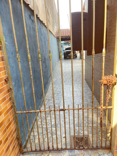 Linda Casa Com Linda Piscina 3 Dormitórios 2 Suítes Itanhaém