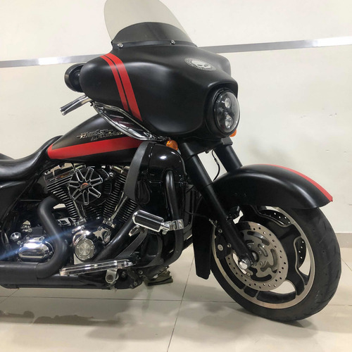 Imagen 3 de 17 de Harley Davison Usada Street Glide Con Varios Accesorios