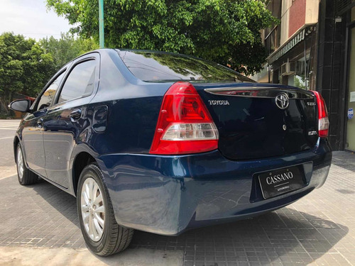 Toyota Etios 1.5 Sedan Xls Azul 2016 Cassano Automobili
