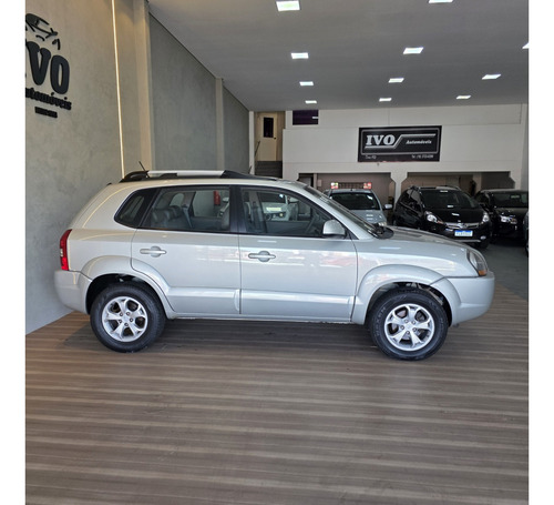 Hyundai Tucson 2.0 MPFI GLS 16V 143CV 2WD FLEX 4P AUTOMÁTICO
