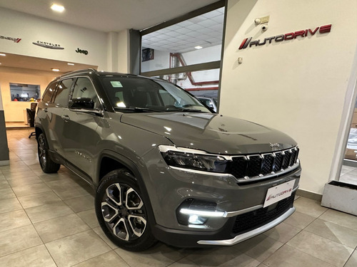 Imagen 18 de 25 de Jeep Commander H